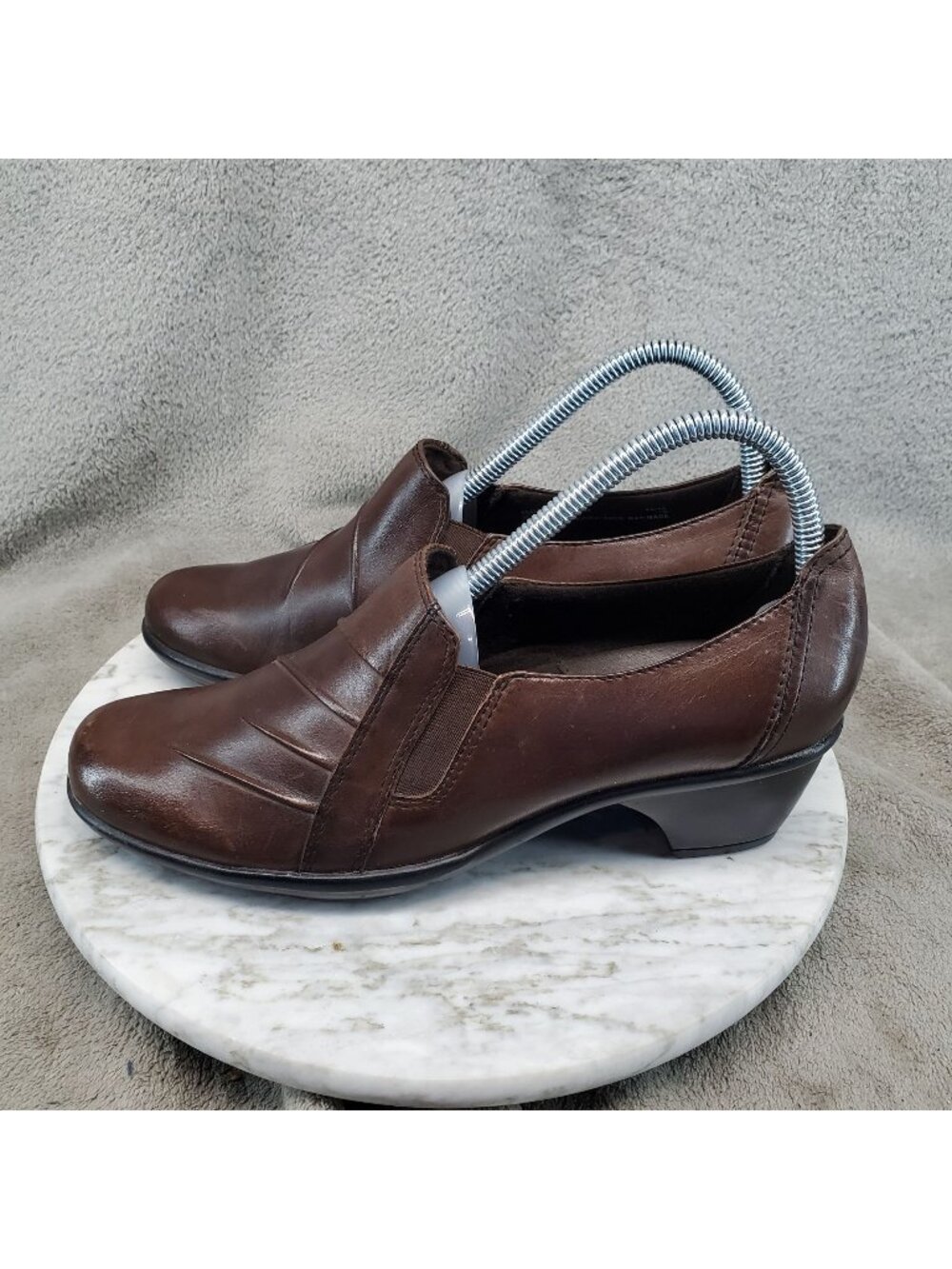 Clarks Shoes Womens 8.5 Brown Leather Partridge Comfort Heeled Loafers *Read*